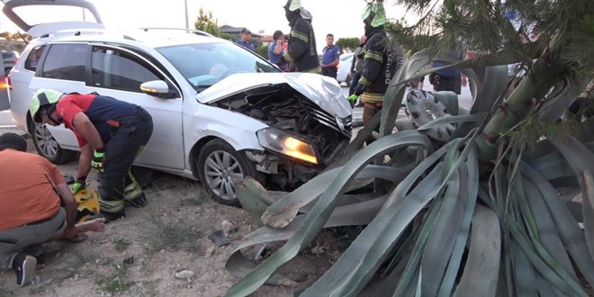 Kaza sonrası sürüklenen araçlar bebek arabası ve yayalara çarptı; 1 ölü 7 yaralı