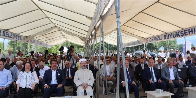 Diyanet İşleri Başkanı Erbaş, Denizli'de cami temel atma törenine katıldı