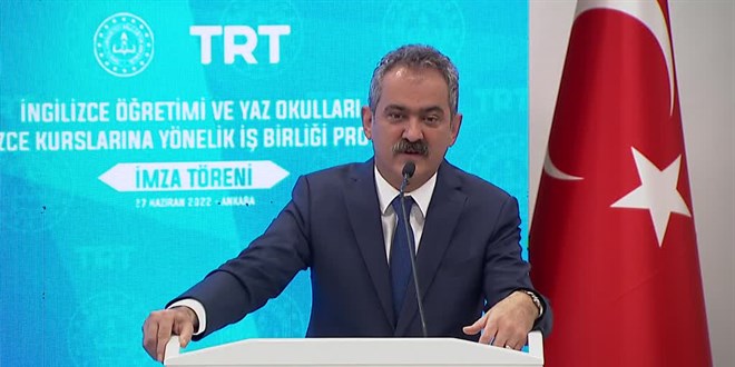 Bakan Özer 'Tarihin çöplüğüne gömeceğiz' diyerek duyurdu