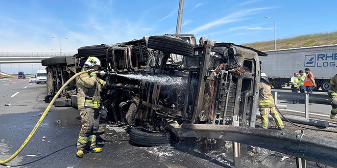 Kuzey Marmara Otoyolu'nda kaza: Sürücü yanarak hayatını kaybetti