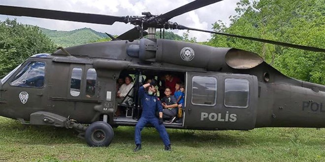 Bakan Soylu sel mağduru çocukların isteğini kırmadı