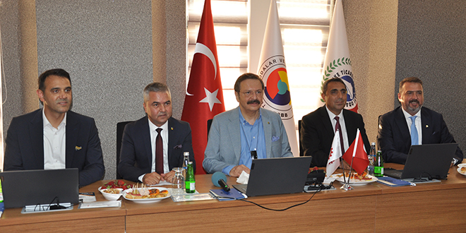 TOBB Başkanı'ndan asgari ücret açıklaması: Sonuna kadar destekliyoruz