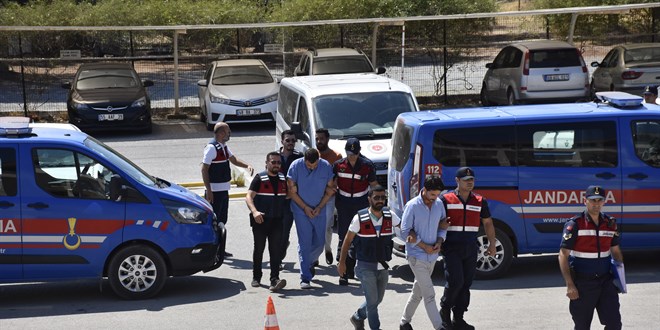 Kum çuvalında ceset bulunmasıyla ilgili 5 zanlı tutuklandı