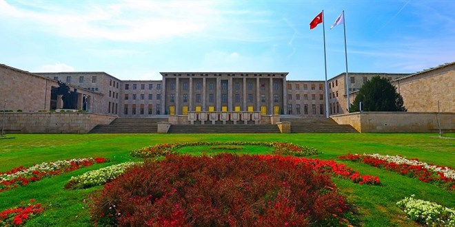 Meclise aşçı, garson, hizmetli ve memur alınacak