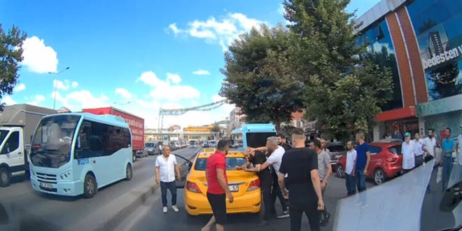 Kadını darbetti; tekme tokat dövüldü