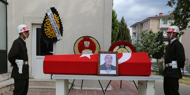 Edirneli Kore gazisi arsasn balad camiden son yolculuuna uurland