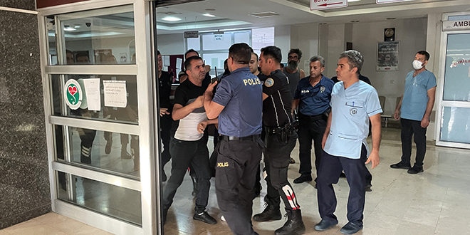 Düğündeki 'halay' kavgası hastanede devam etti! Doktor ve personel kendilerini odaya kilitledi
