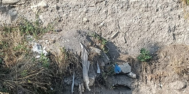 Çankırı'da yağmur suyunun aşındırdığı topraktan iskelet çıktı