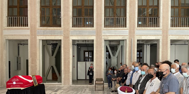 Hayatını kaybeden Türkolog Prof. Dr. Kemal Eraslan, son yolculuğuna uğurlandı