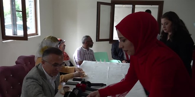 Rize Valisi Kemal Çeber, muhabire kız istedi