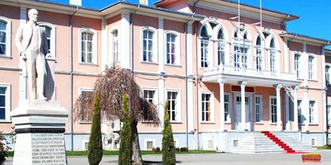 Aile ve Sosyal Hizmetler Bakanı Derya Yanık, Tekirdağ Valiliğini ziyaret etti