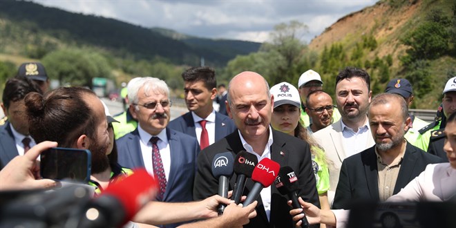 İçişleri Bakanı Soylu, Bolu'daki Karadeniz Bağlantı Yolu'nda denetime katıldı