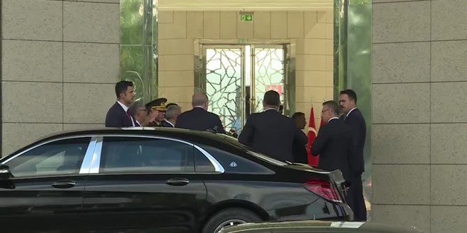 Cumhurbaşkanı Erdoğan İran'a geldi