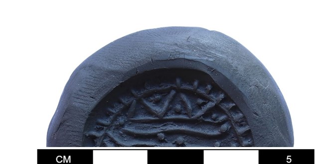 K�tahya'da 3300 y�ll�k m�h�r ve han�er bulundu