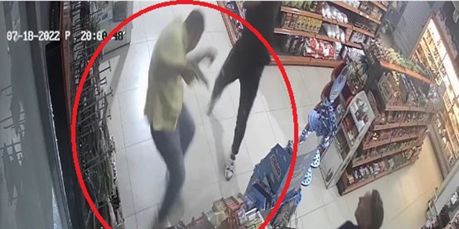 Kurusıkı tabancayla şaka yaparken kendini vurdu