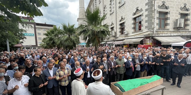 ileri Bakan Soylu'nun kuzeninin cenazesi Trabzon'da defnedildi