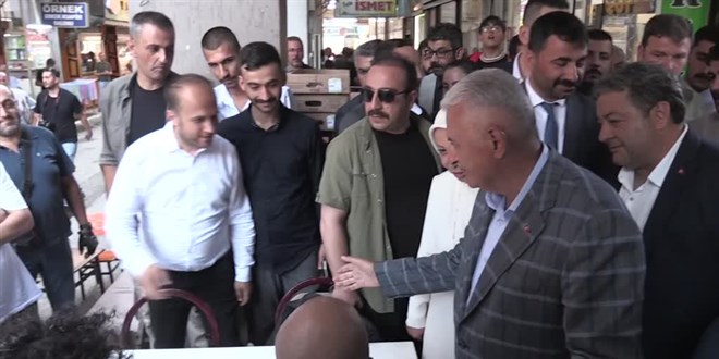 AK Parti Genel Bakanvekili Yldrm, MHP Malatya l Bakanl'n ziyaret etti