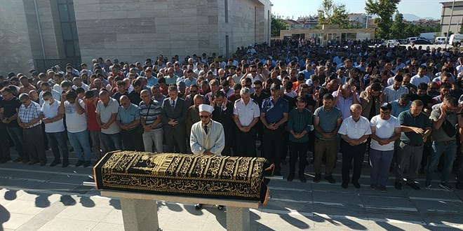 Karaman'da otomobilin çarptığı çocuk hayatını kaybetti