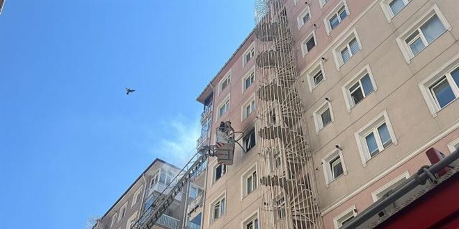 Üsküdar'da doğal gaz patlaması: 1 yaralı