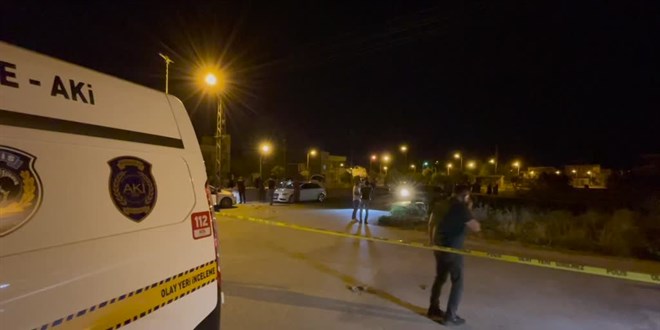 Adana'da çıkan silahlı kavgada 2 kişi öldü, 3 kişi yaralandı