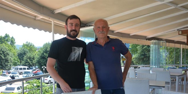 Bir il bu baba ve oğlunu konuşuyor: Baba üç çocuğu, oğlu bir kadının hayatını kurtardı