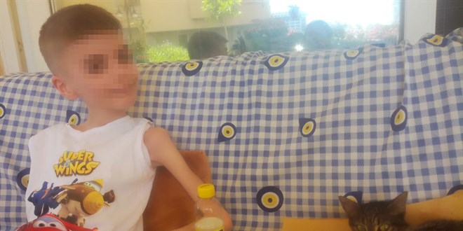 Çöp evden çıkan çocuğun annesi: Hiçbir şey yapmayan memur ve amirlerden şikayetçiyim