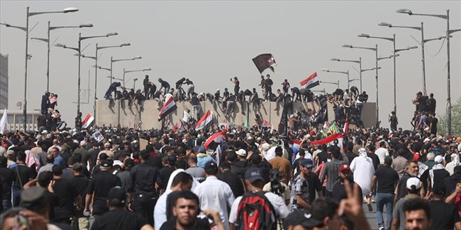 Irak'ta Sadr yanlılarının gösterilerinde yaralananların sayısı 125'e ulaştı