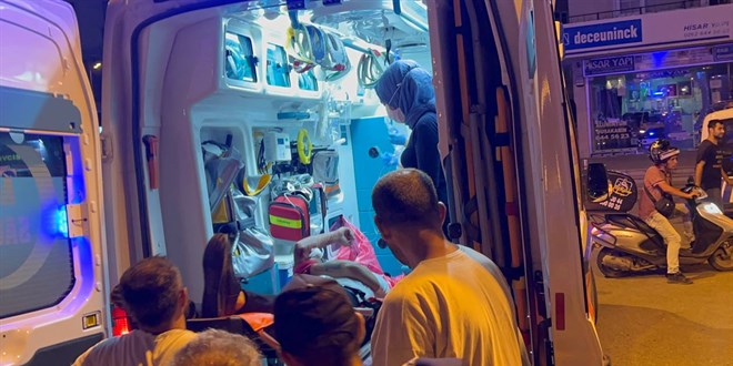 Kocaeli'de bıçaklı kavgada bir kişi yaralandı