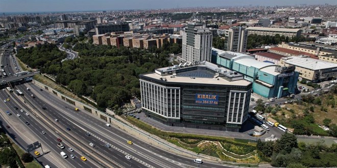 Dev plazalar boş kaldı, yüzde 20'si kullanılmıyor