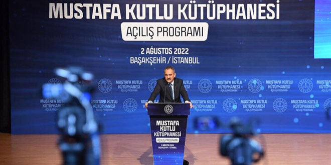 Bakan Özer: Kütüphanesi olmayan okul kalmadı