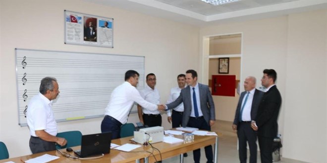 Sözleşmeli öğretmen alımı için sözlü sınav başladı