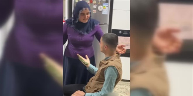 Şehidin askere gitmeden önce eline kına yakma görüntüleri