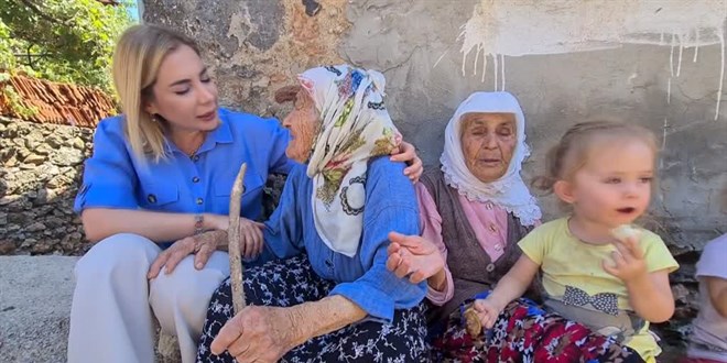 Muğla'da alzaymır hastalarına akıllı saat dağıtılıyor