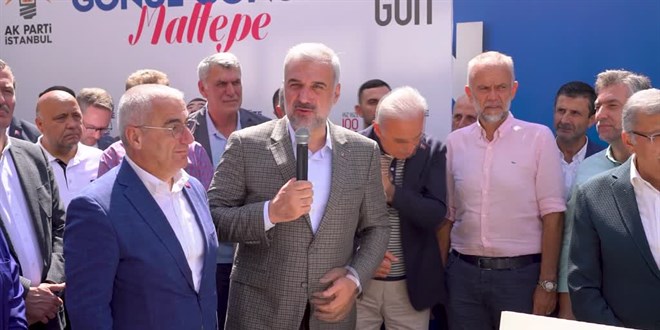 AK Partili milletvekilleri ve belediye başkanları İstanbul'da vatandaşlarla bir araya geldi