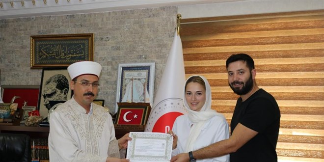 Mardin'e gelin gelen Ukraynalı Kolos müslüman oldu