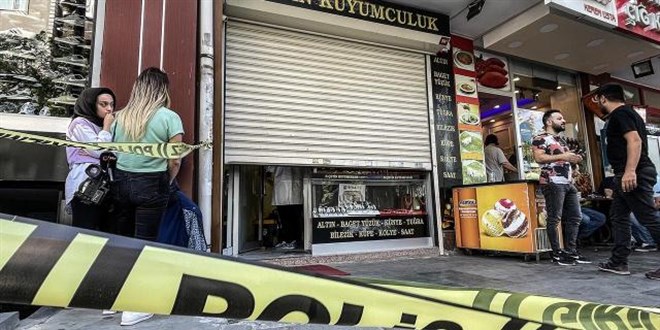 İstanbul'da kuyumcu soygunu: 1 kilo altın çaldılar
