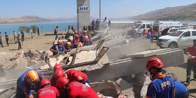 AFAD'dan 17 Austos depreminin yl dnmnde tatbikat