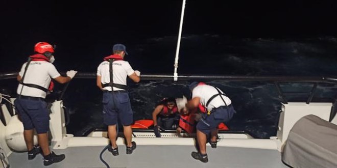 FETÖ üyesi eski polis ve öğretmen Yunanistan'a kaçarken yakalandı