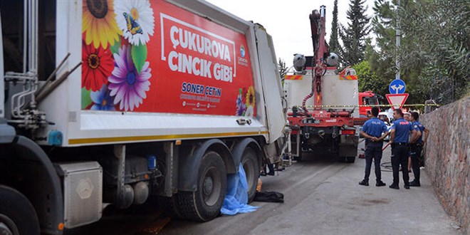 Çöp kamyonunun altında kalan 12 yaşındaki Samet hayatını kaybetti