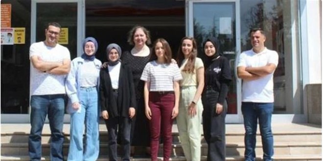 Aynı sınıfta okuyan 7 öğrencinin başarısı: Hepsi tıp kazandı