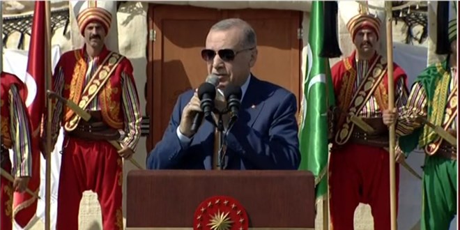 Erdoğan: Kimse duadan, tekbirden, salavattan rahatsız olmasın