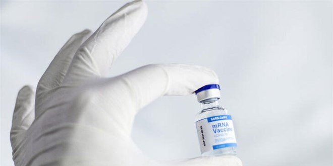 Patent savaşı: Moderna, BioNTech ve Pfizer'ı dava ettiğini açıkladı