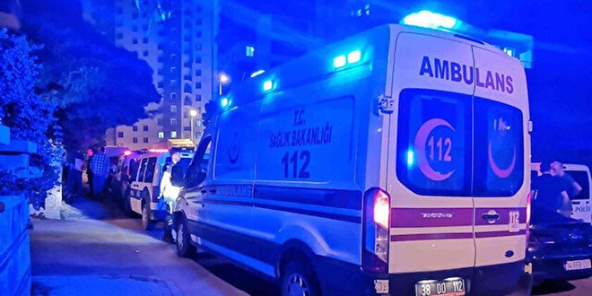 3 yaşındaki çocuk baba katili oldu