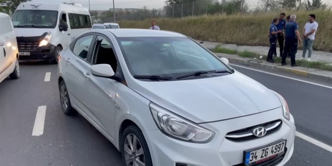 Esenyurt'ta yol verme tartışmasında 2 kişi silahla yaralandı