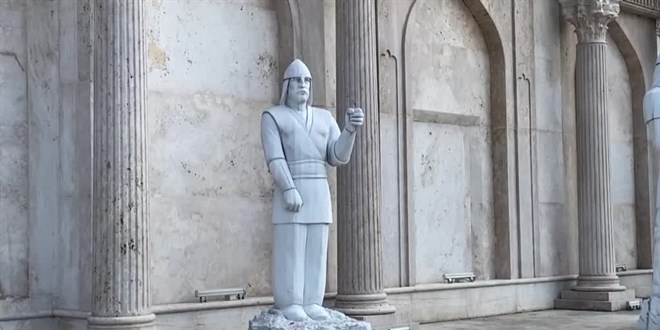 Düzce'de asker heykelinin kaybolan mızrağının bulunması için çalışma başlatıldı