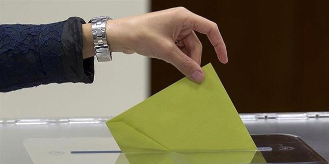 Cumhur İttifakı, sahada kararsız seçmenin nabzını tutuyor