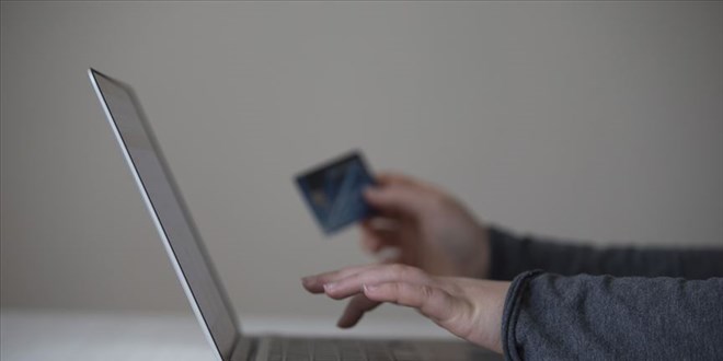 E-ticarette yeni d�nem: Platformlar b�y�mesin, t�keticiler almas�n