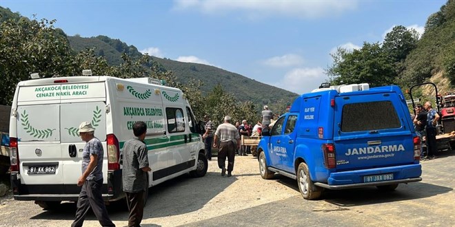 Ağabeyini öldüren, kız kardeşini de yaralayan şüpheli yakalandı