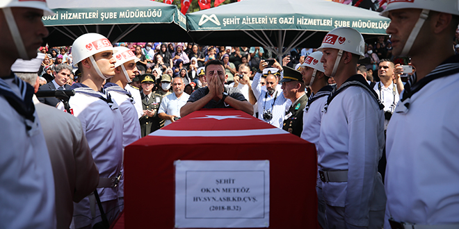 �ehit Astsubay Okan Mete�z son yolculu�una u�urland�