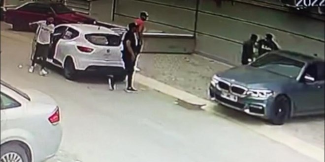 Yazılımcı kardeşleri silah zoruyla kaçırdılar, yunuslardan kaçamadılar